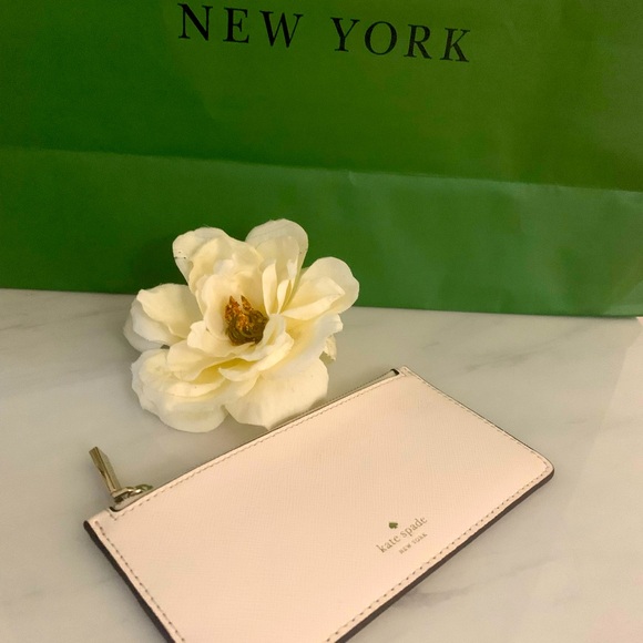 kate Spade ♠️ White Saffiano Leather Zip Billfold - Picture 5 of 6
